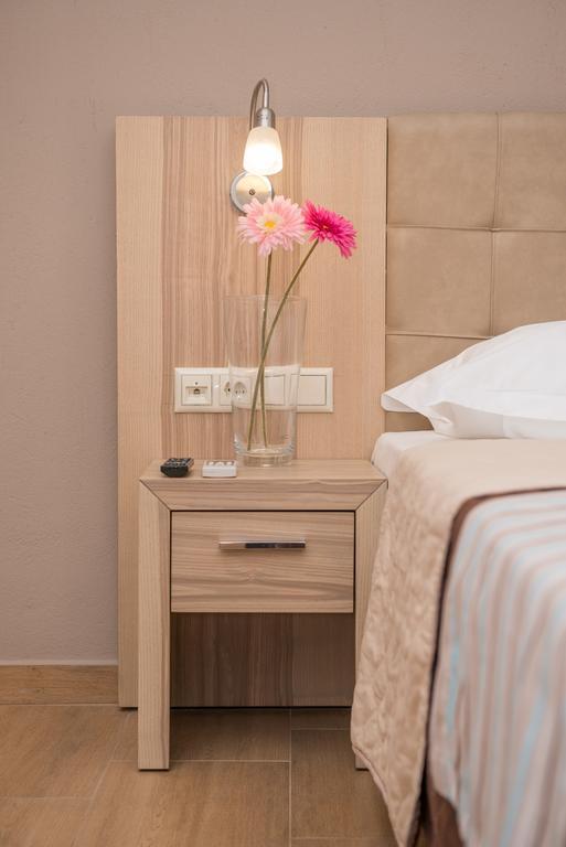 Luxury Sirens Fresh Apartment ลีเมนาส ภายนอก รูปภาพ