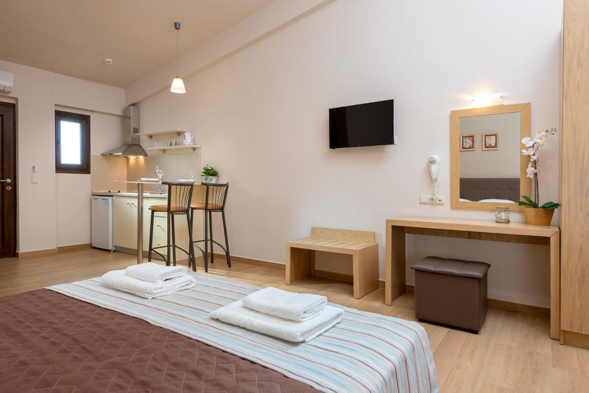 Luxury Sirens Fresh Apartment ลีเมนาส ภายนอก รูปภาพ